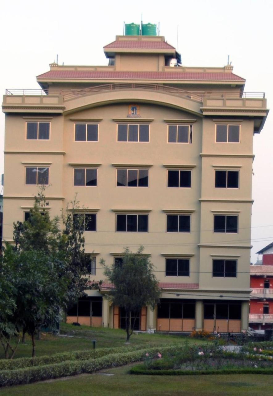 Tise Hotel Катманду Экстерьер фото
